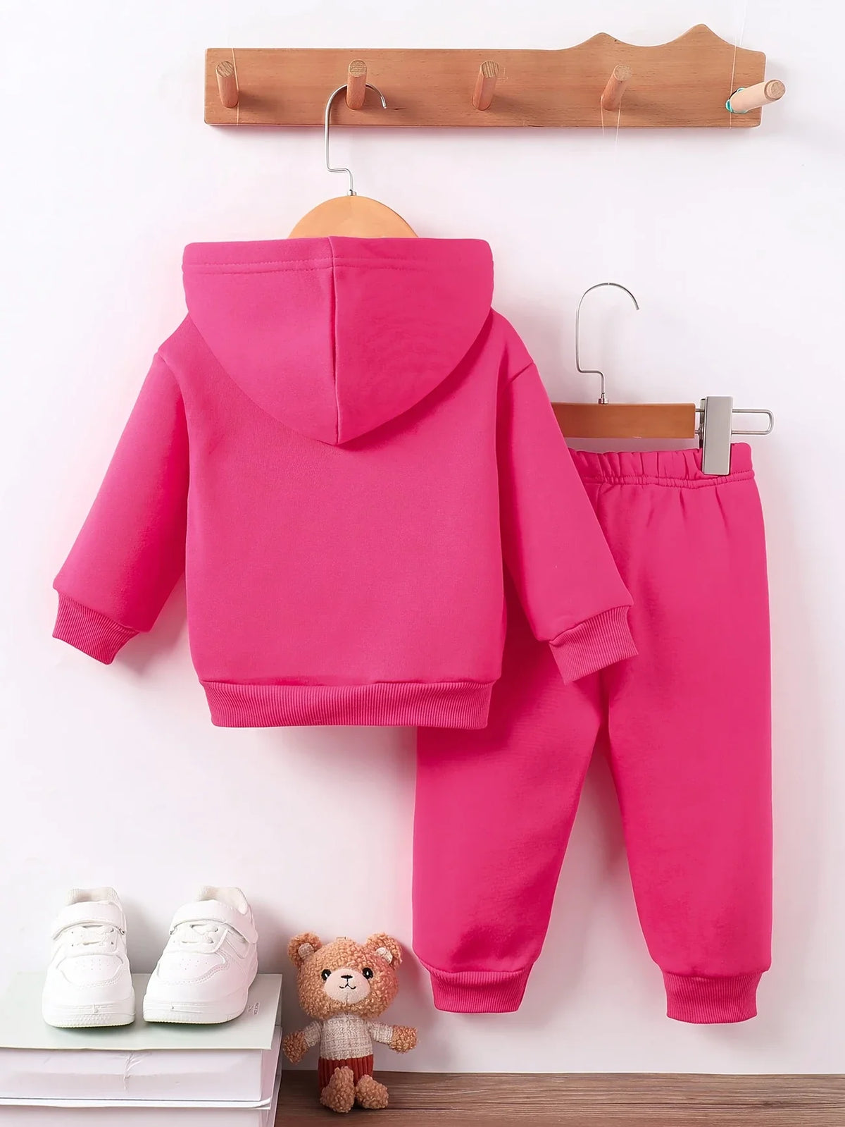 Newborn baby girl Autumn and Winter Edition Mom Little Baby